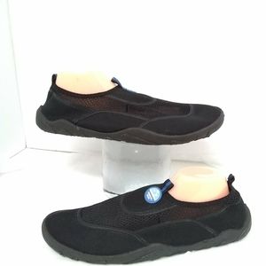 BLUE water Beach Water Shoes Black Size L NWOT